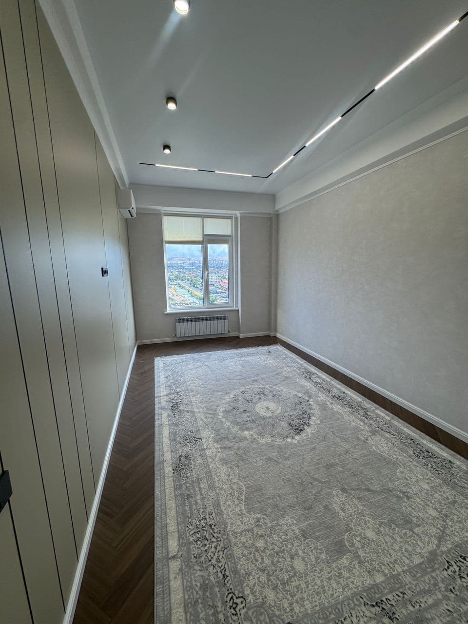 Элитка, 1 ком, 37.5 м2, этаж 13/14, Сост: Евроремонт - фото 1