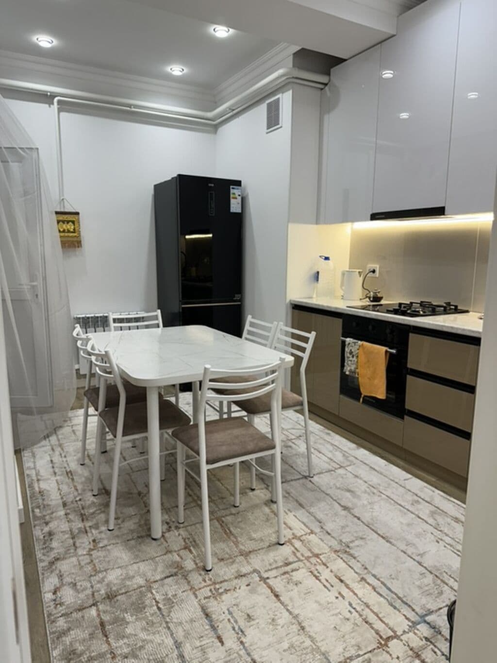 Элитка, 2 ком, 60 м2, этаж 2/14, Сост: Среднее - фото 5