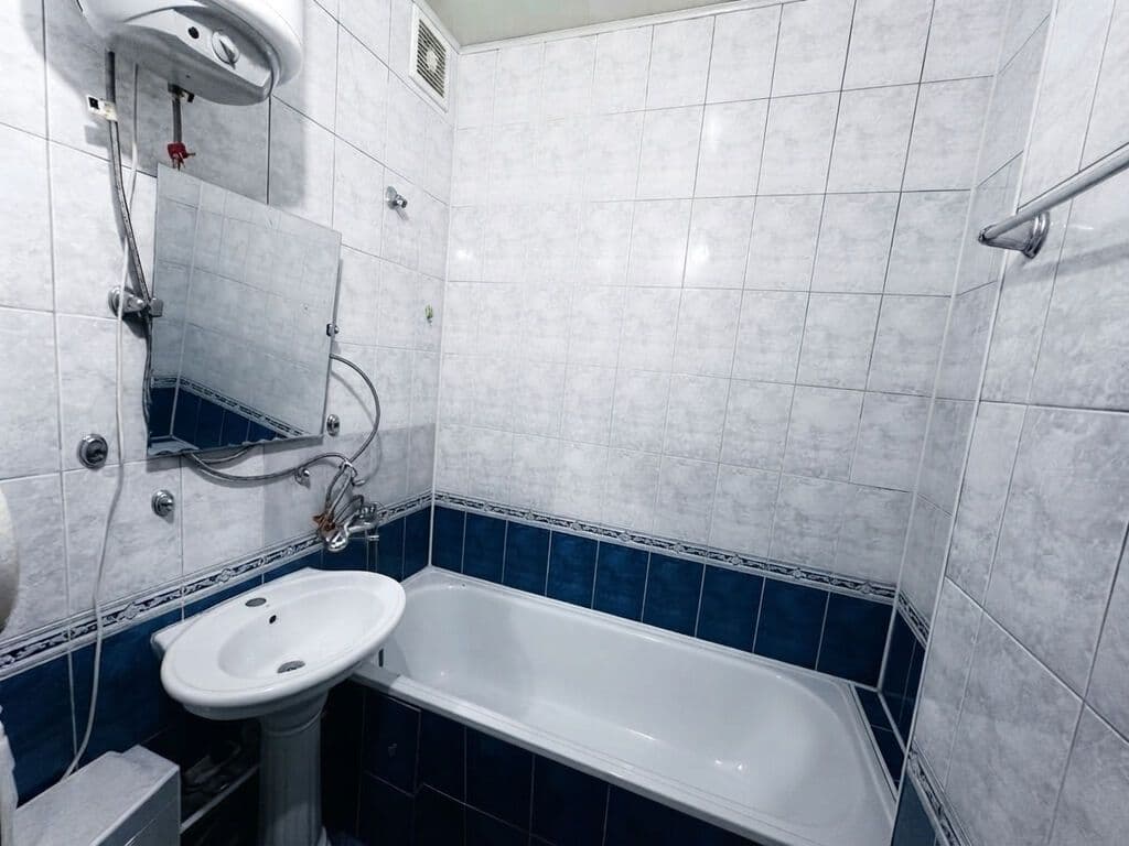 2 ком, 105 серия, 50 м2, этаж 3/5, Сост: Без ремонта - фото 4