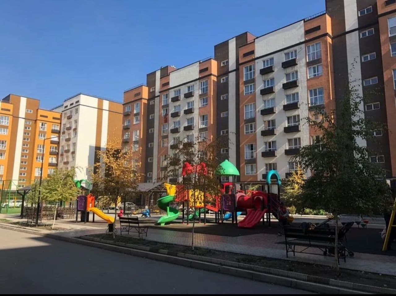 Элитка, 40 м2, этаж 3/7, ж/к Тумар (Tumar), Сост: Хорошее - фото 1
