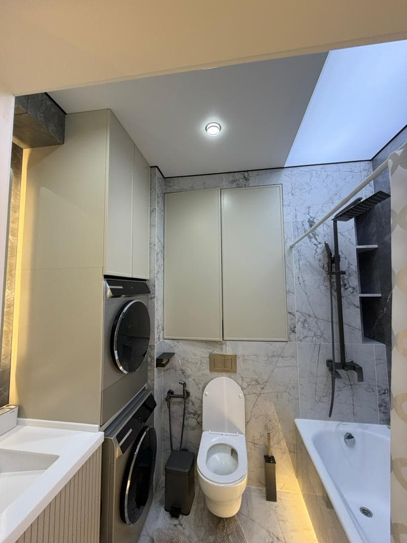 Элитка, 98 м2, этаж 7/12, ж/к Мега Сити (Mega City), Сост: Евроремонт - фото 9