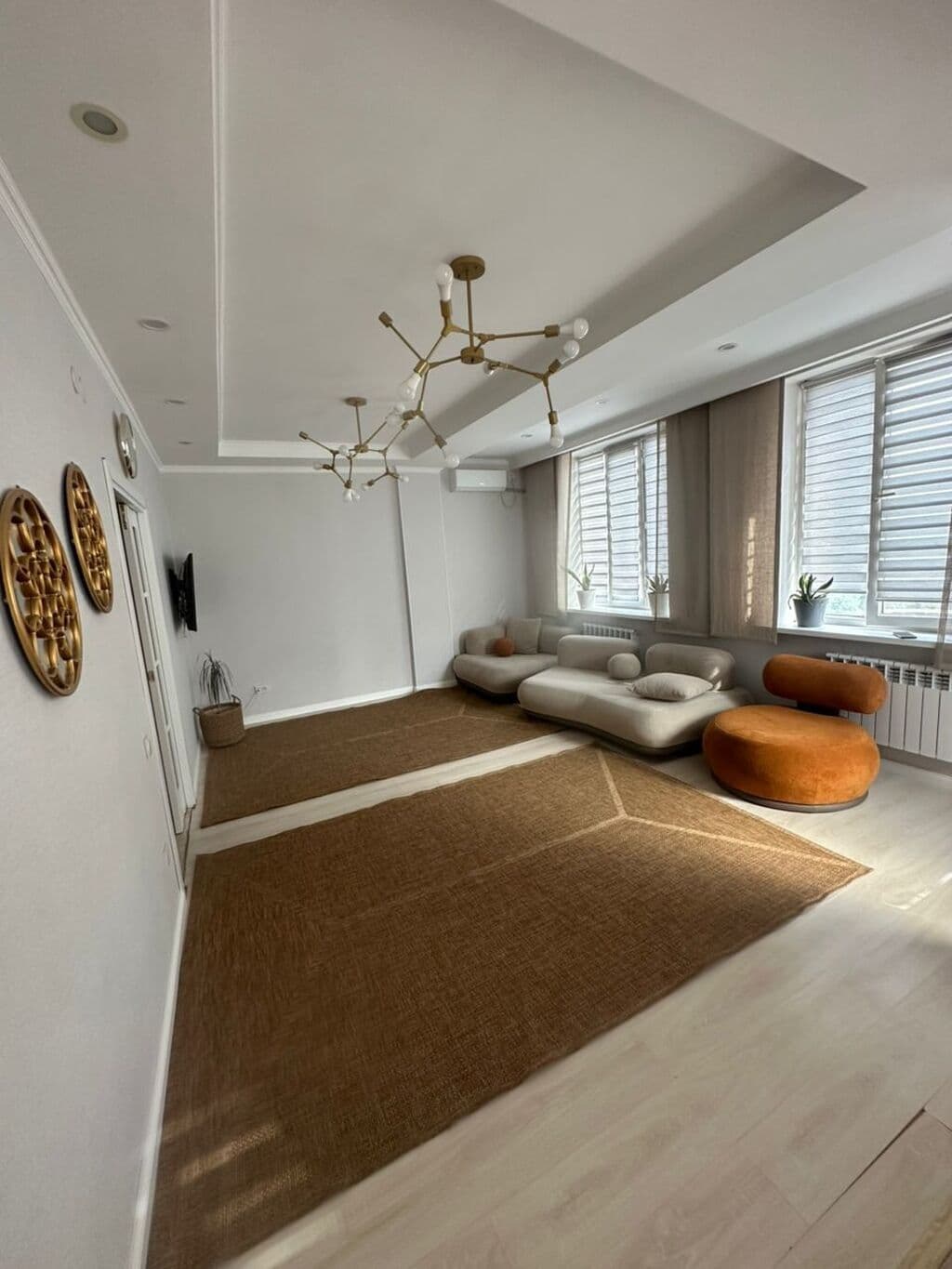 Продажа, Элитка, 3 ком, 83 м2, этаж 6/8, ж/к Ала-Тоо (Ala-Too), Сост: Евроремонт - фото 1