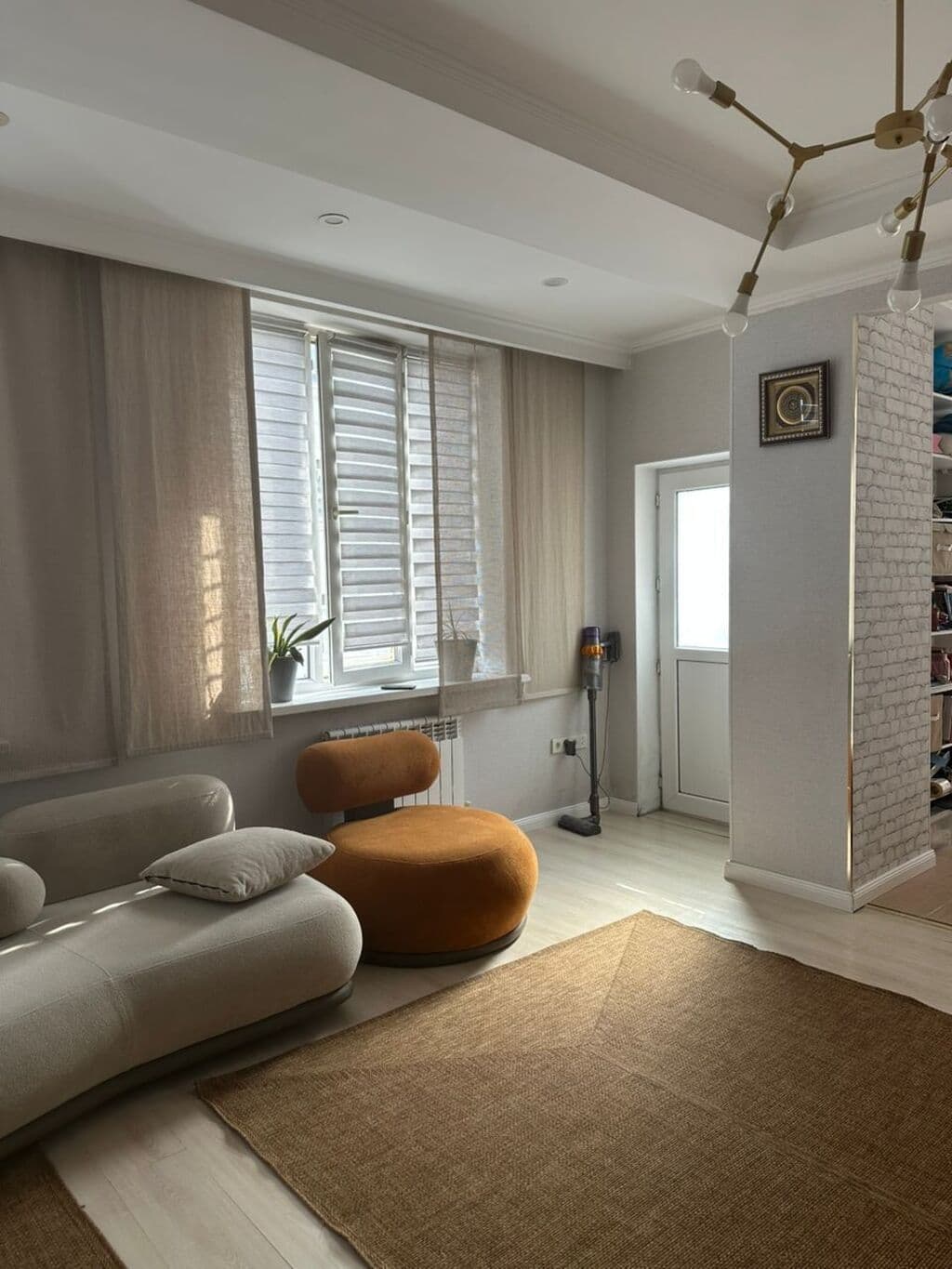 Продажа, Элитка, 3 ком, 83 м2, этаж 6/8, ж/к Ала-Тоо (Ala-Too), Сост: Евроремонт - фото 3