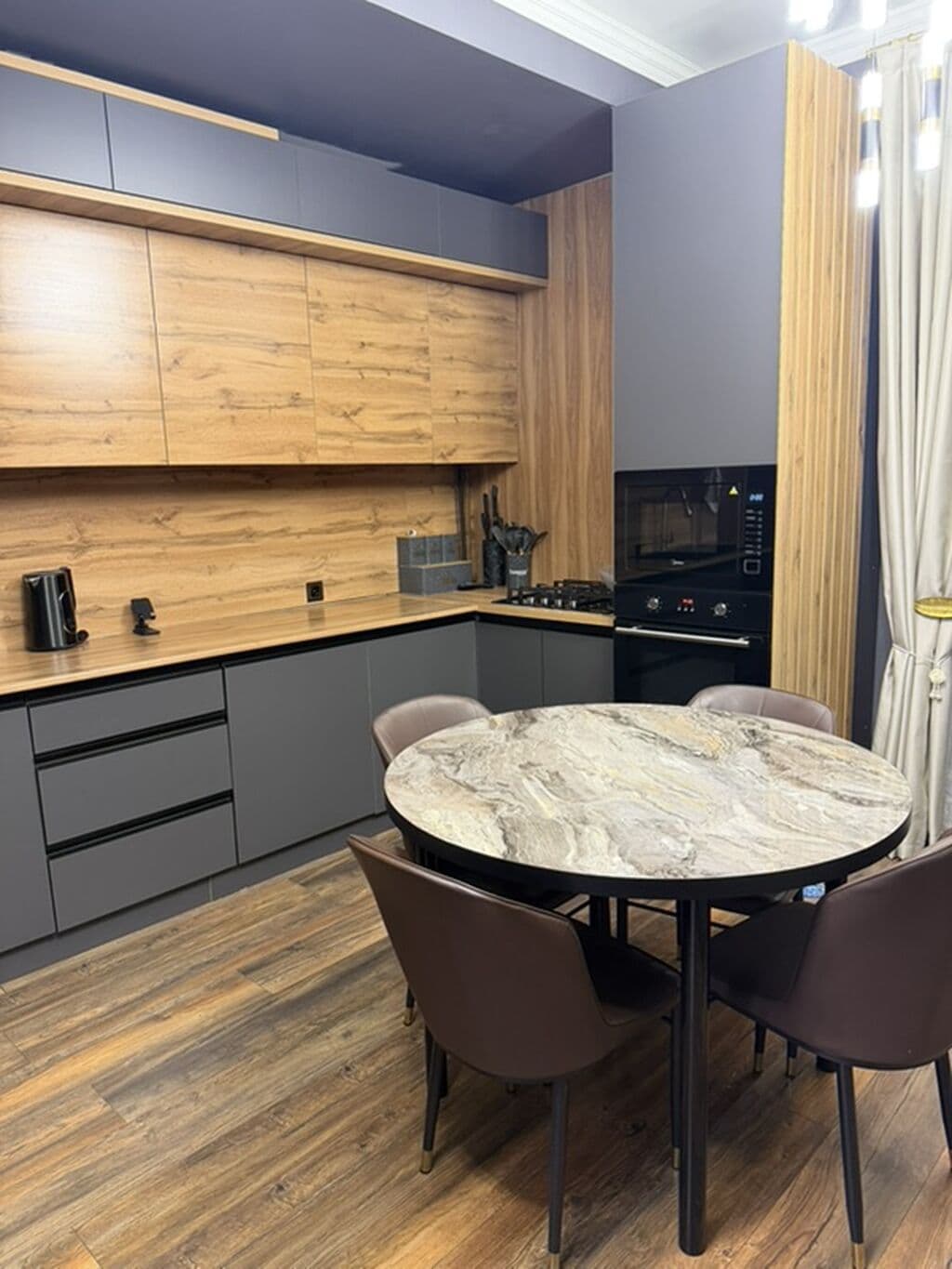 Элитка, 3 ком, 103 м2, этаж 9/10, Сост: Хорошее - фото 11