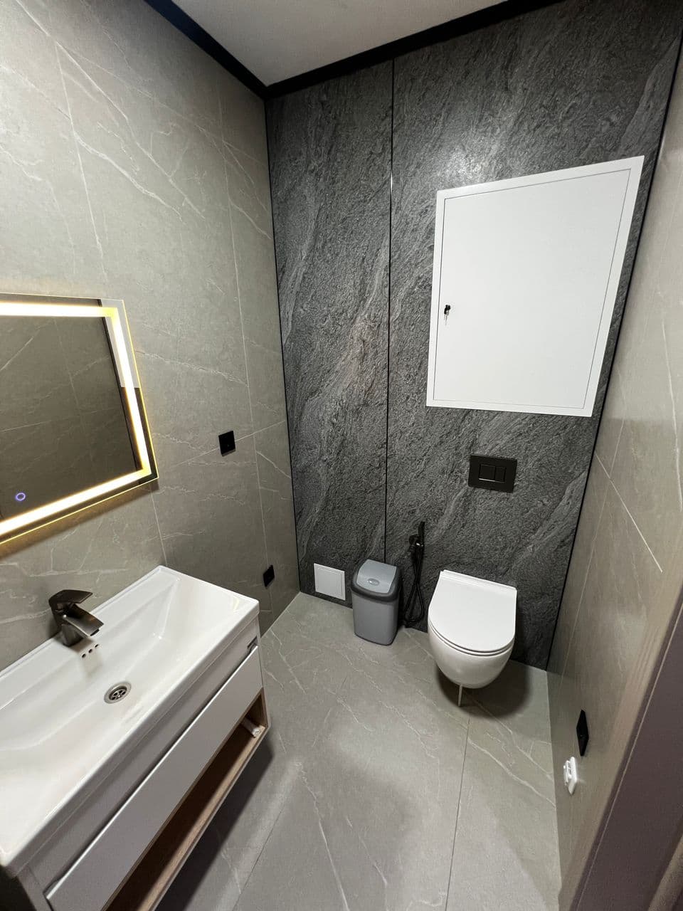 Элитка, 60 м2, этаж 12/12, ж/к Кап Строй Сити (Capstroy City), Сост: Евроремонт - фото 3