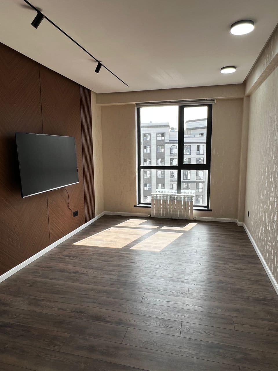 Элитка, 60 м2, этаж 12/12, ж/к Кап Строй Сити (Capstroy City), Сост: Евроремонт - фото 6