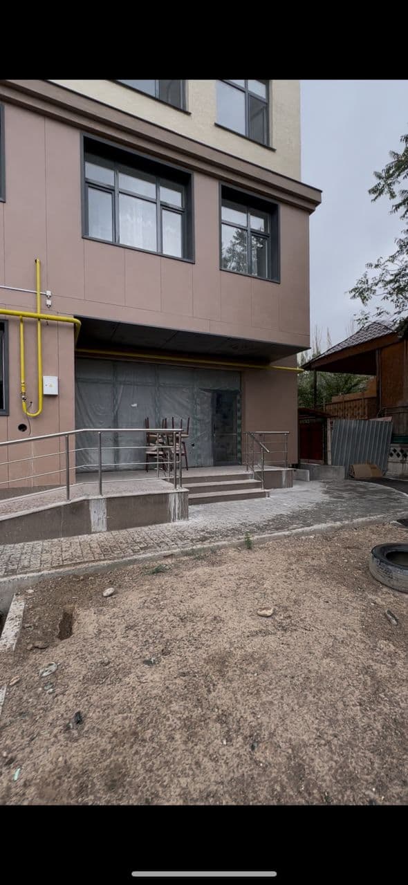Коммерческая, 76 м2, этаж 1/10, Сост: Без ремонта - фото 9