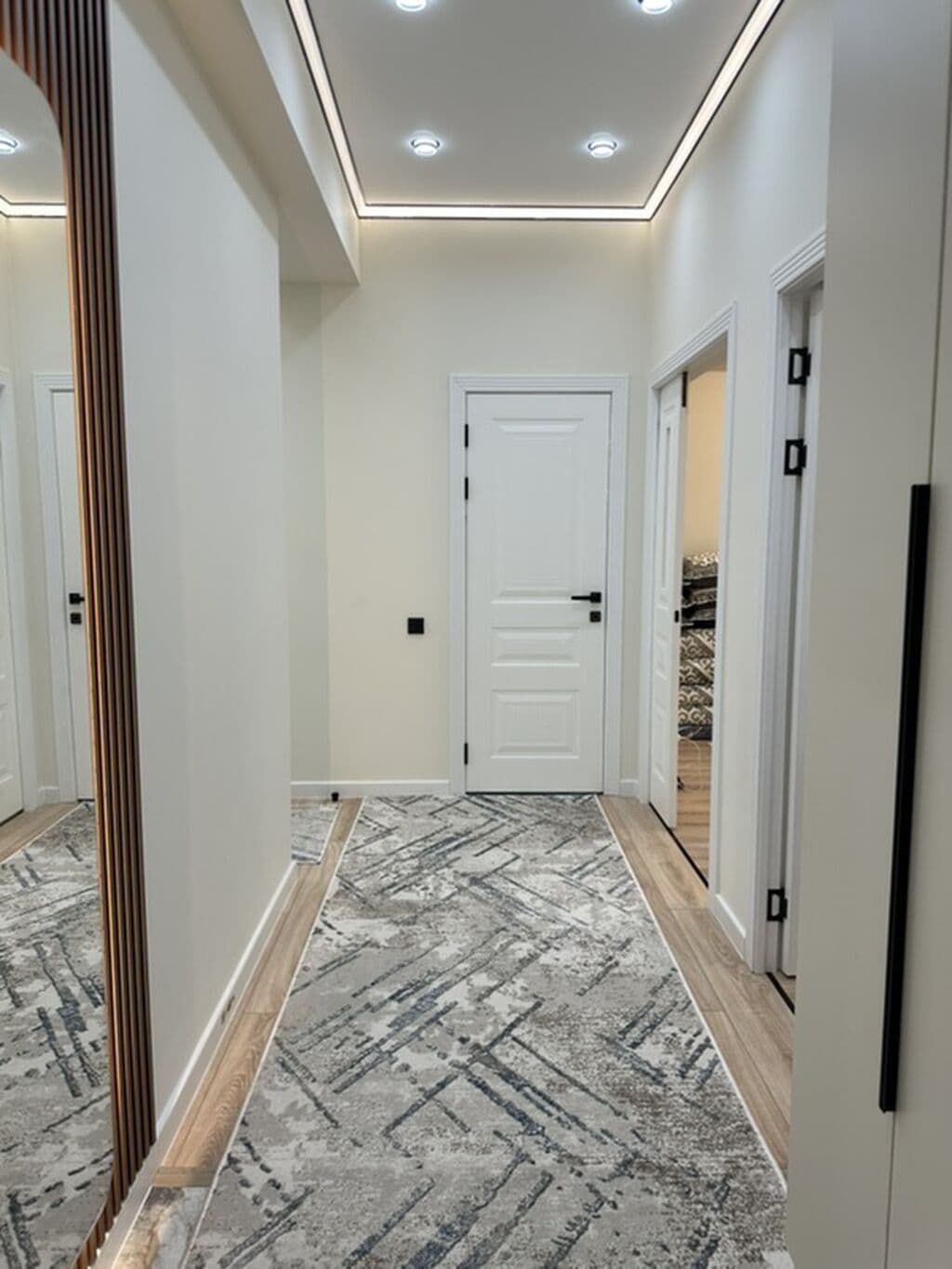 Элитка, 2 ком, 70 м2, этаж 5/14, Сост: Хорошее - фото 8