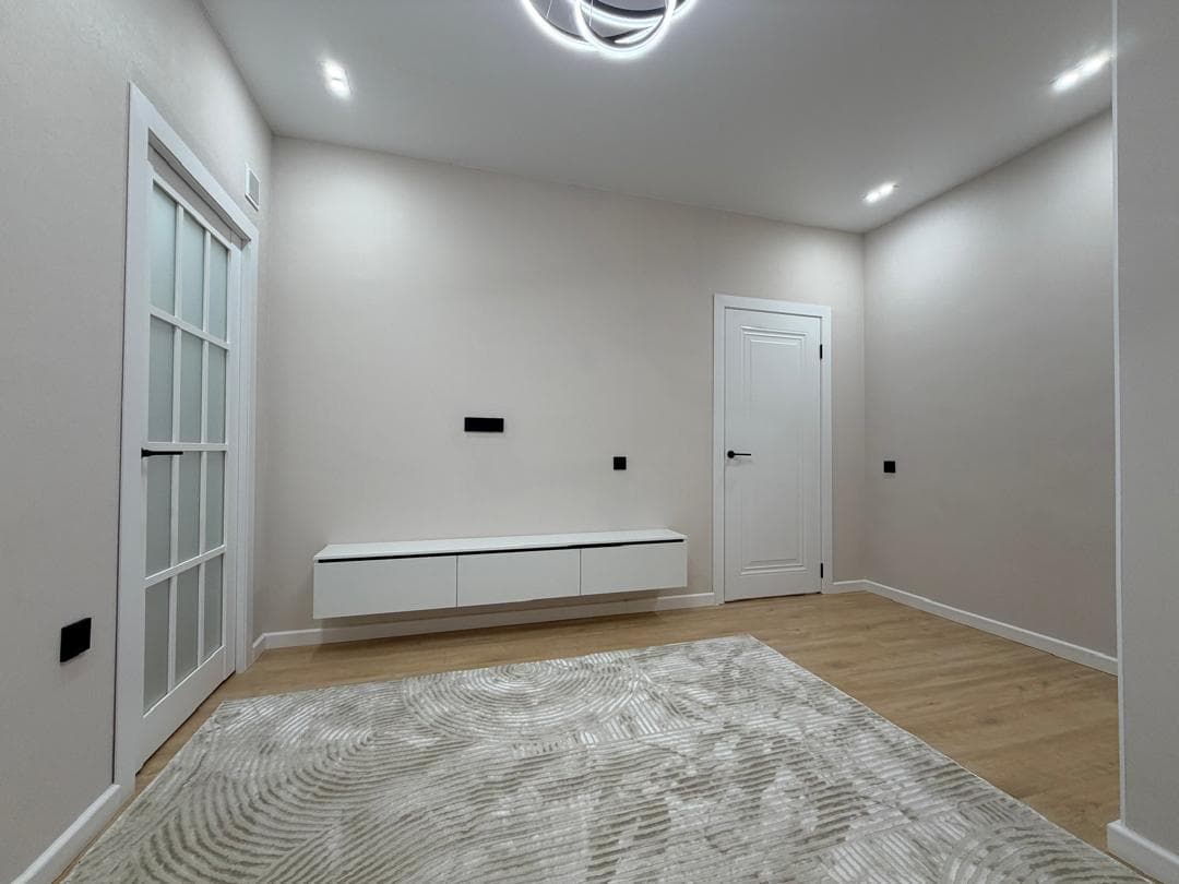 Элитка, 2 ком, 51 м2, этаж 1/10, ж/к Aalam City, Сост: Евроремонт - фото 4