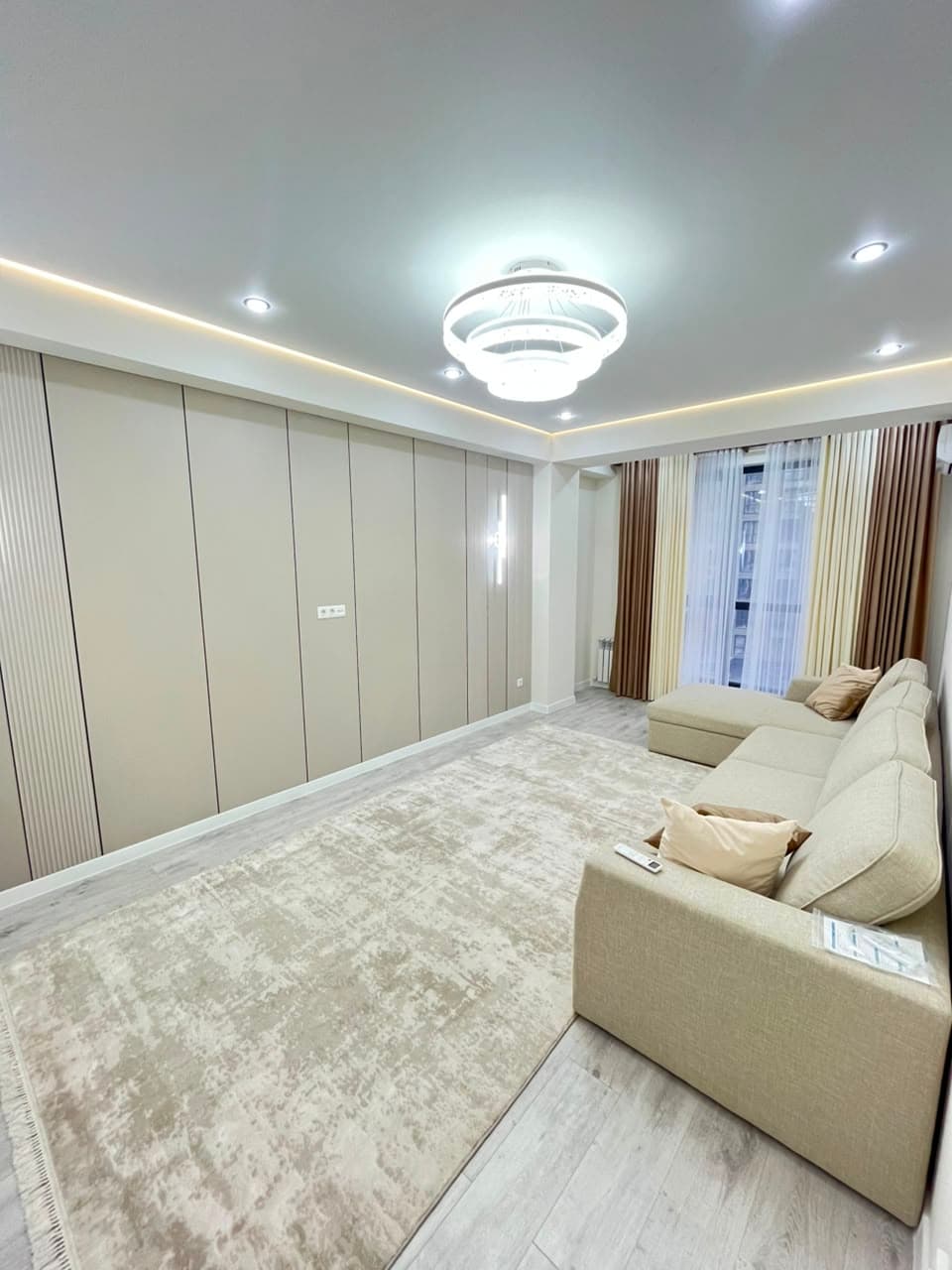 Элитка, 1 ком, 52 м2, этаж 5/12, ж/к Кап Строй Сити (Capstroy City), Сост: Евроремонт - фото 2