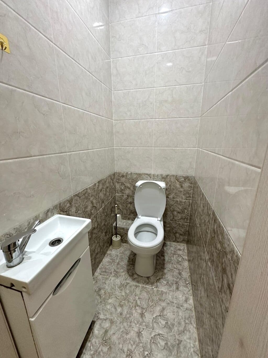 Элитка, 2 ком, 70 м2, этаж 7/10, Сост: Евроремонт - фото 3