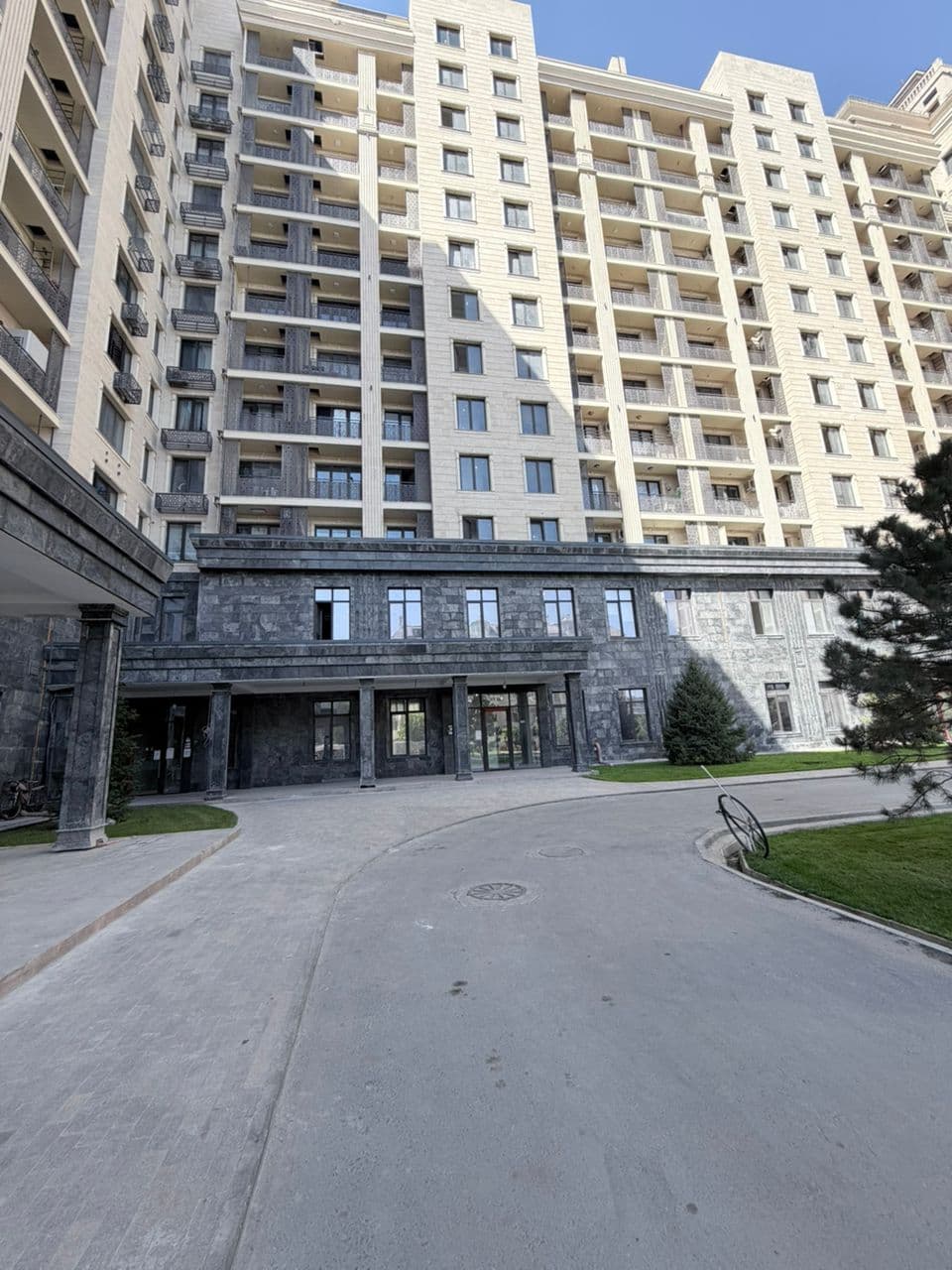 Элитка, 3 ком, 120 м2, этаж 6/12, ж/к Эркиндик (Erkindik), Сост: Среднее - фото 4