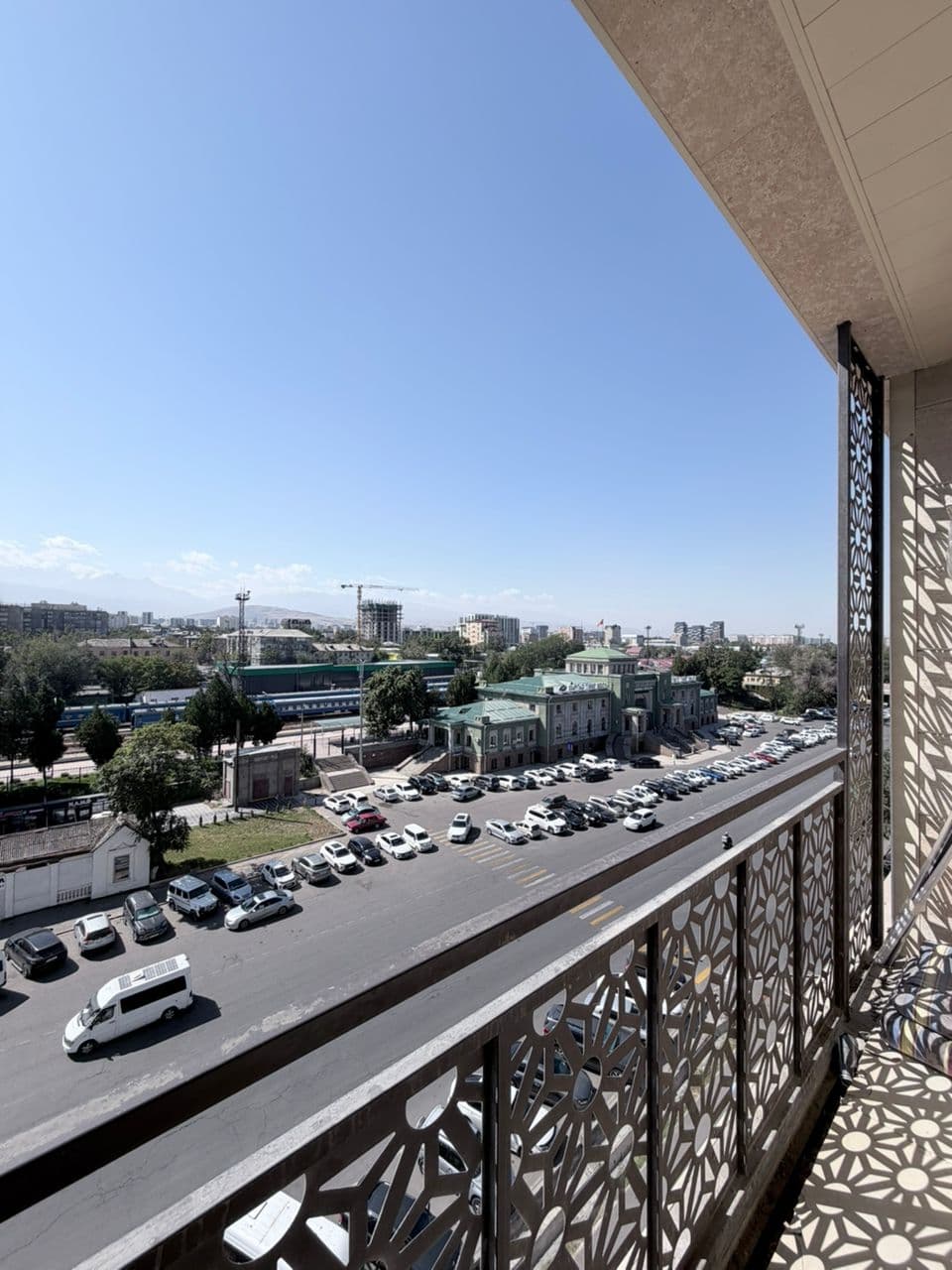 Элитка, 3 ком, 120 м2, этаж 6/12, ж/к Эркиндик (Erkindik), Сост: Среднее - фото 11