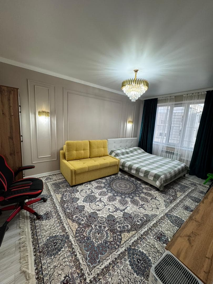Элитка, 1 ком, 40 м2, этаж 8/14, ж/к Ала-Тоо (Ala-Too), Сост: Евроремонт - фото 1
