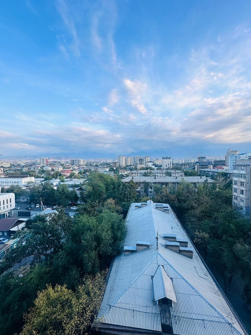 Элитка, 2 ком, 49 м2, этаж 9/16, ж/к Континенталь (Continental), Сост: Евроремонт - фото 1
