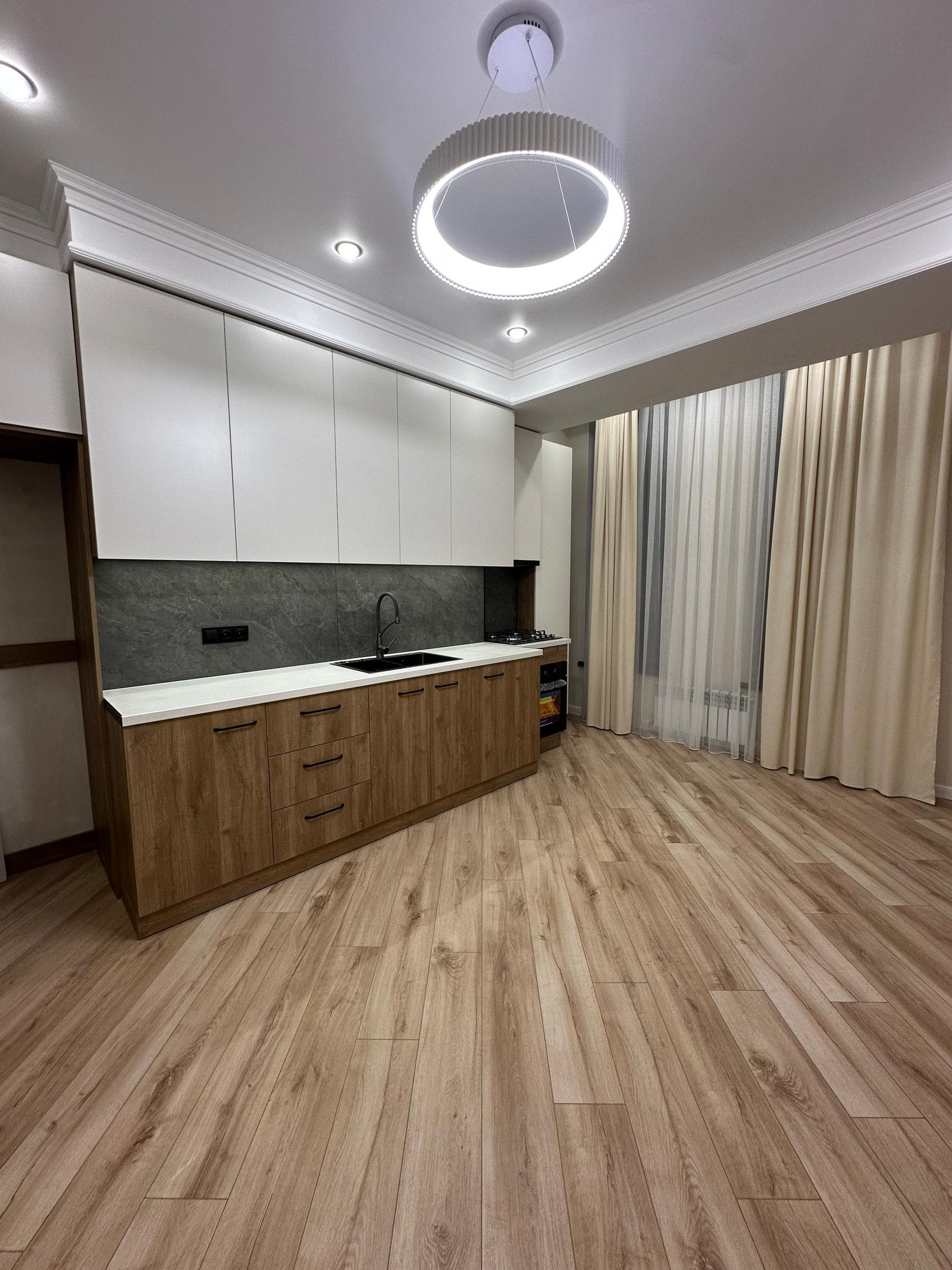 Продажа, Элитка, 3 ком, 80 м2, этаж 5/14, ж/к Нью-Йорк сити (New York city), Сост: Евроремонт - фото 2