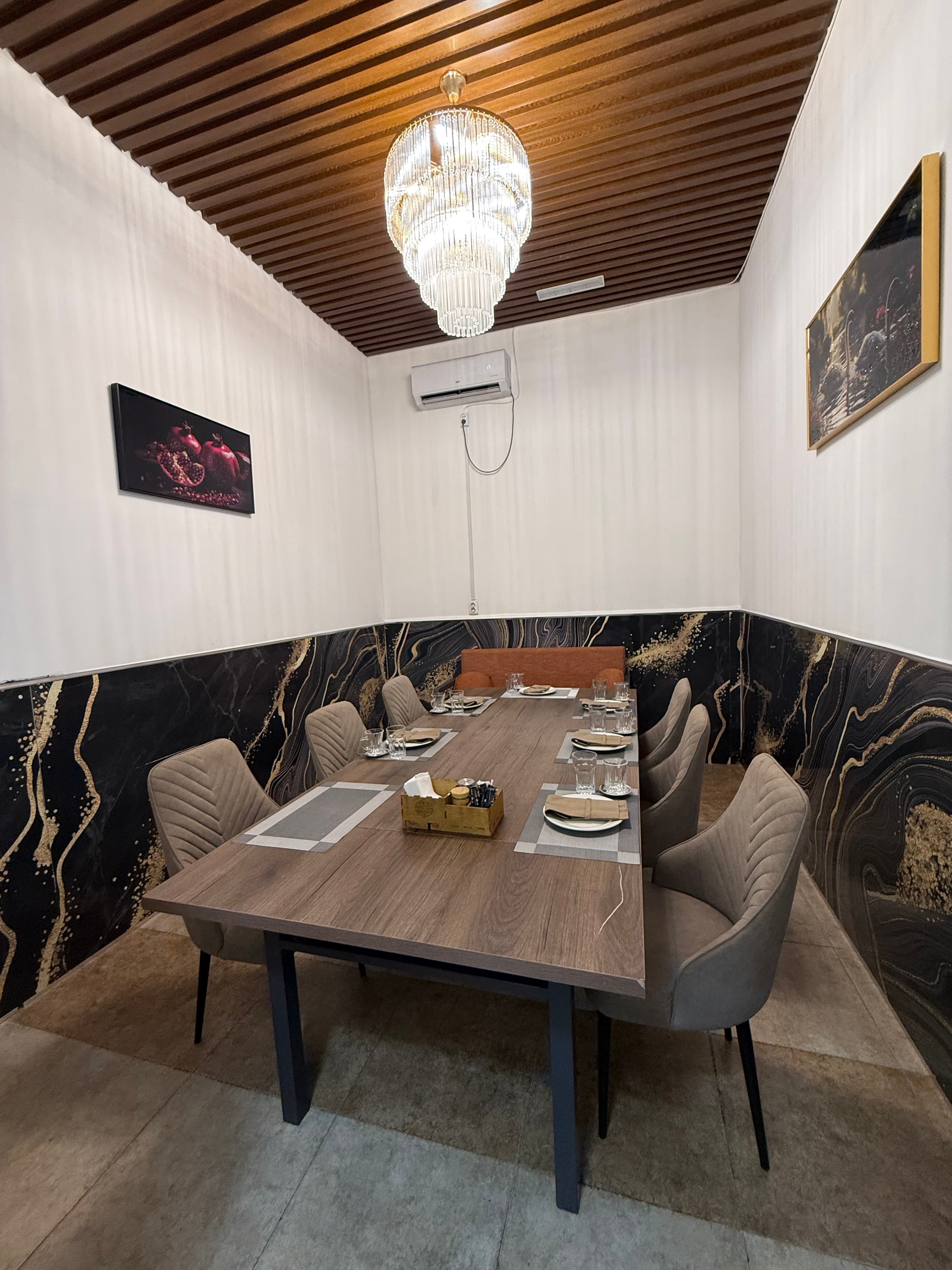 Офис, Коммерческая, 330 м2, этаж 2/3, Сост: Евроремонт - фото 2