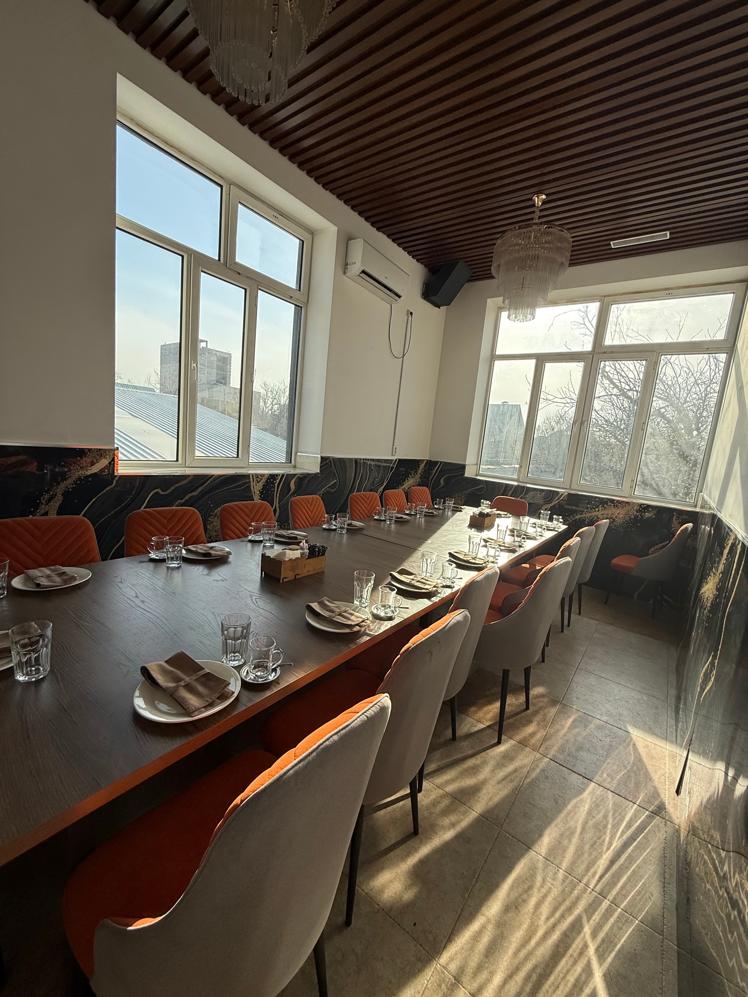 Офис, Коммерческая, 330 м2, этаж 2/3, Сост: Евроремонт - фото 3