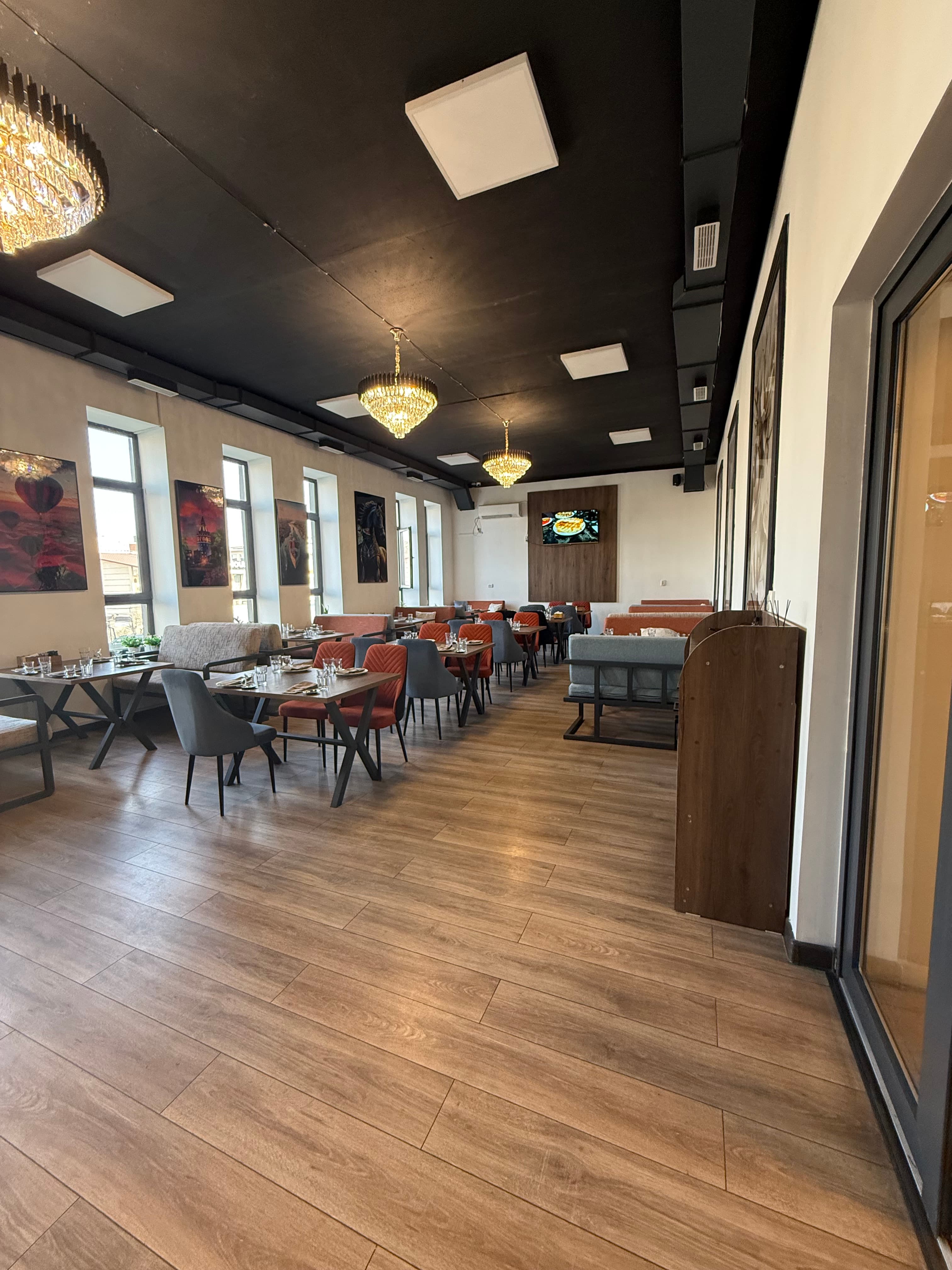Офис, Коммерческая, 330 м2, этаж 2/3, Сост: Евроремонт - фото 4