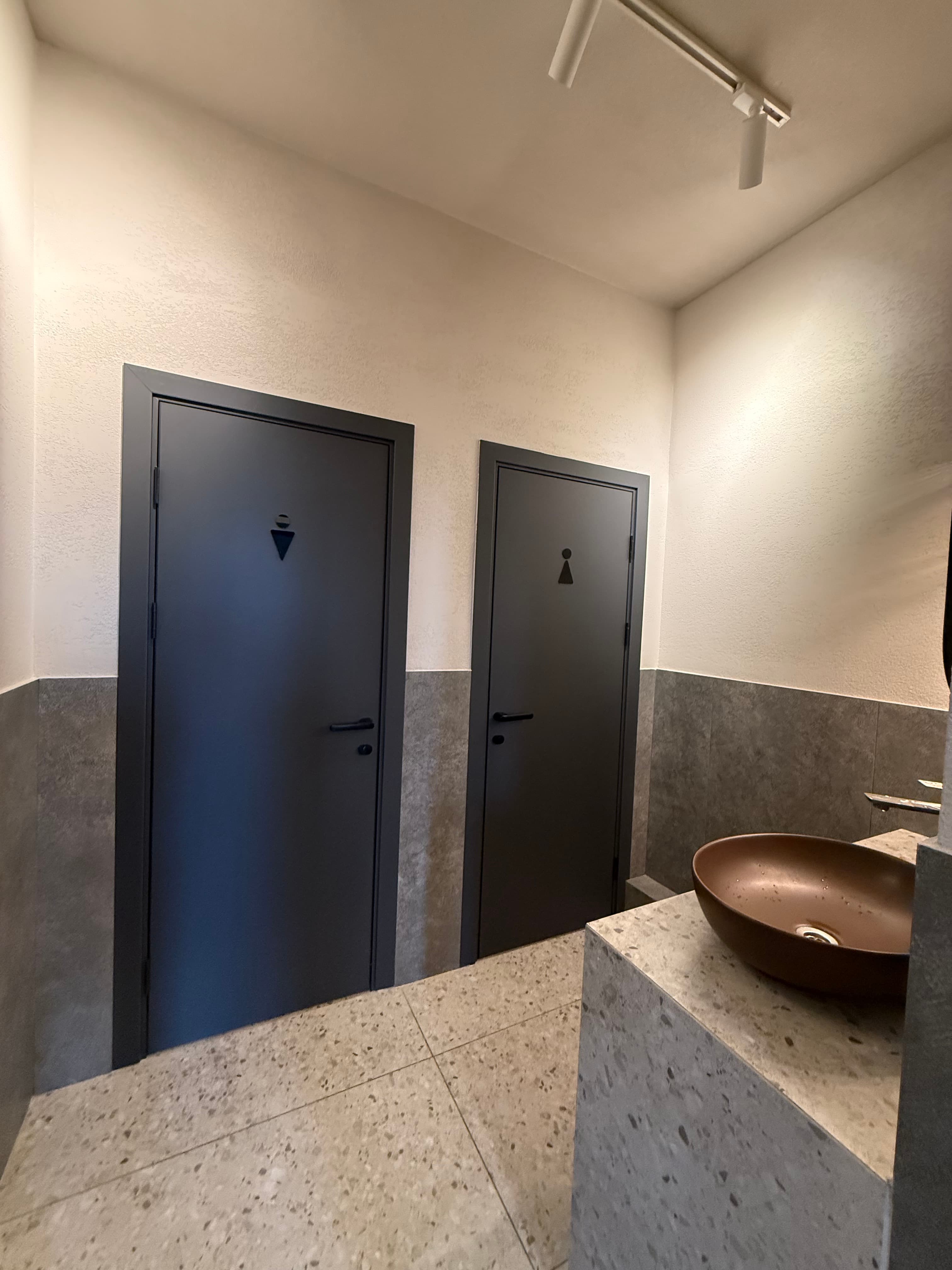 Офис, Коммерческая, 330 м2, этаж 2/3, Сост: Евроремонт - фото 11