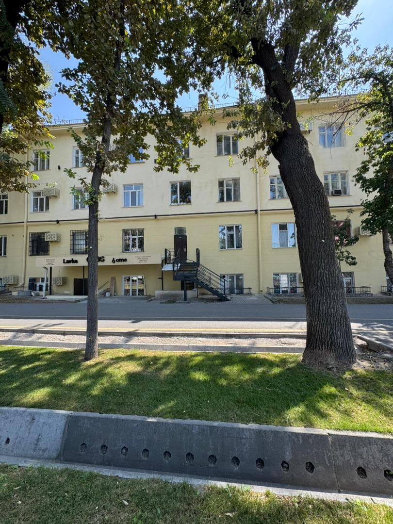 Офис, Коммерческая, 80 м2, этаж 1/4, Сост: Хорошее - фото 9