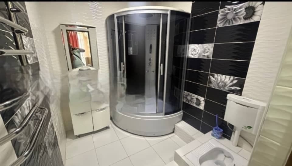 Элитка, 2 ком, 115 м2, этаж 5/11, Сост: Среднее - фото 1