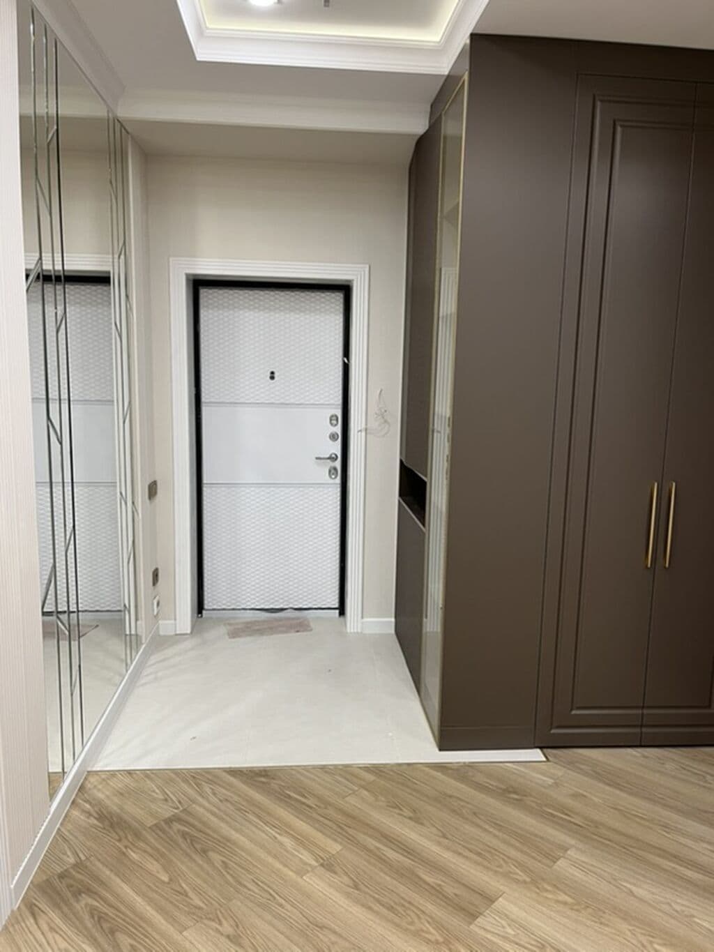 Элитка, 3 ком, 103 м2, этаж 7/12, ж/к Нью-Йорк сити (New York city), Сост: Евроремонт - фото 18