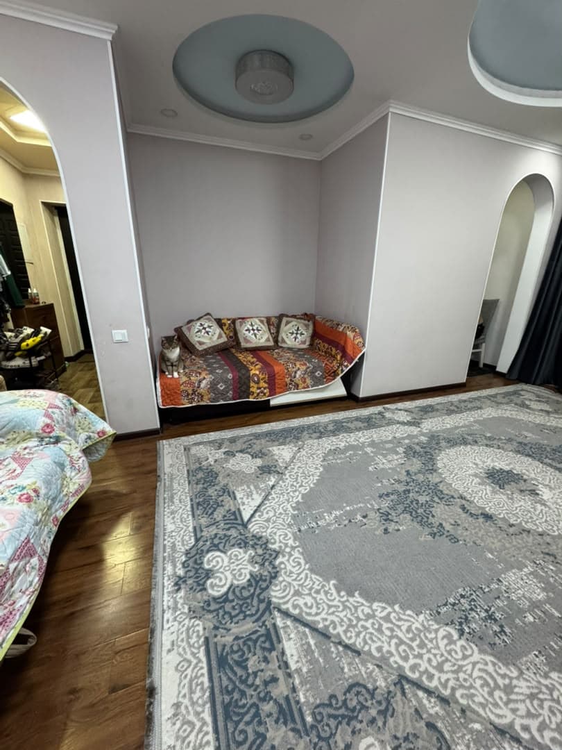 2 ком, Хрущёвка, 43 м2, этаж 1/4, Сост: Евроремонт - фото 1