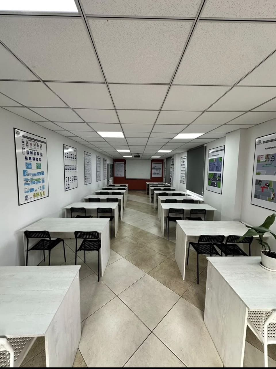 Офис, Коммерческая, 230 м2, этаж 2/3, Сост: Евроремонт - фото 4