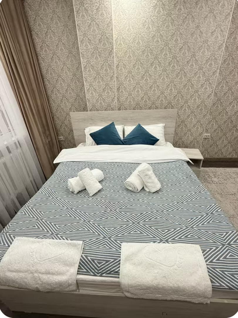 Элитка, 2 ком, 60 м2, этаж 4/10, Сост: Хорошее - фото 1