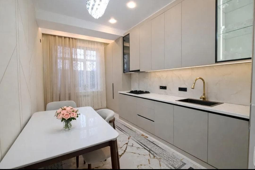 Элитка, 3 ком, 80 м2, этаж 1/5, ж/к Senator, Сост: Хорошее - фото 4
