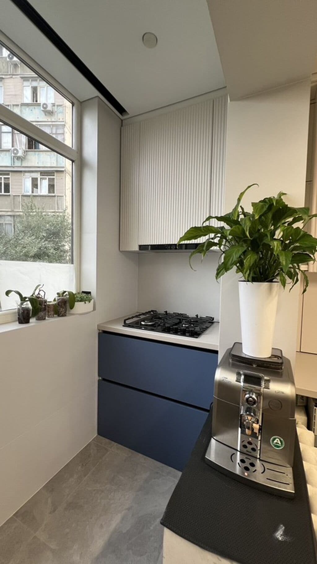 3 ком, 106 улучшенная, 94 м2, этаж 4/9, Сост: Евроремонт - фото 1