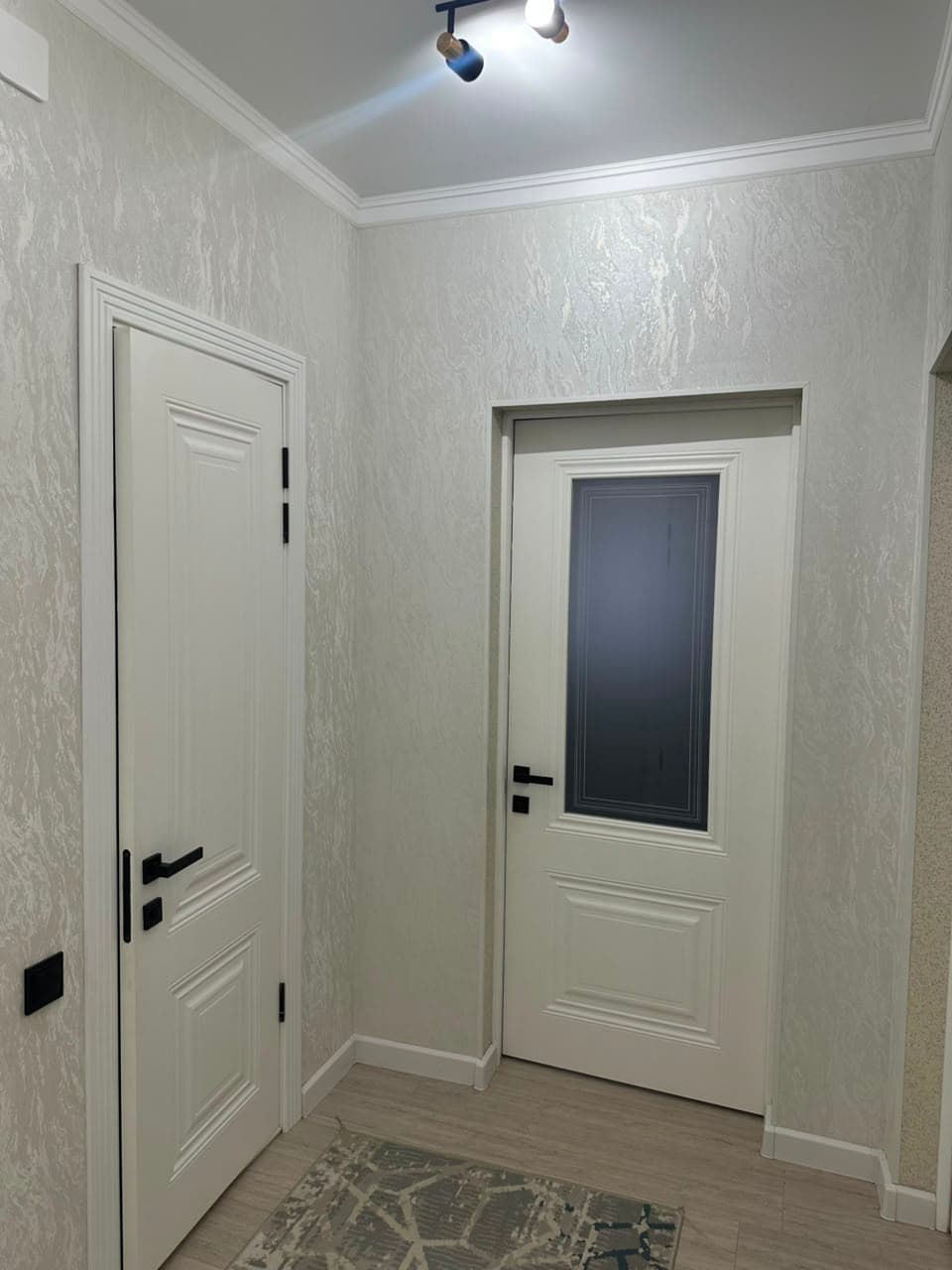 Аренда, Элитка, 2 ком, 53 м2, этаж 1/4, Сост: Евроремонт - фото 1