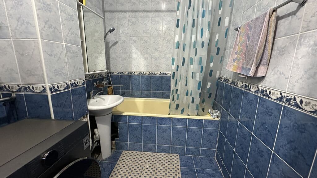 3 ком, 106 улучшенная, 71 м2, этаж 3/9, Сост: Хорошее - фото 2