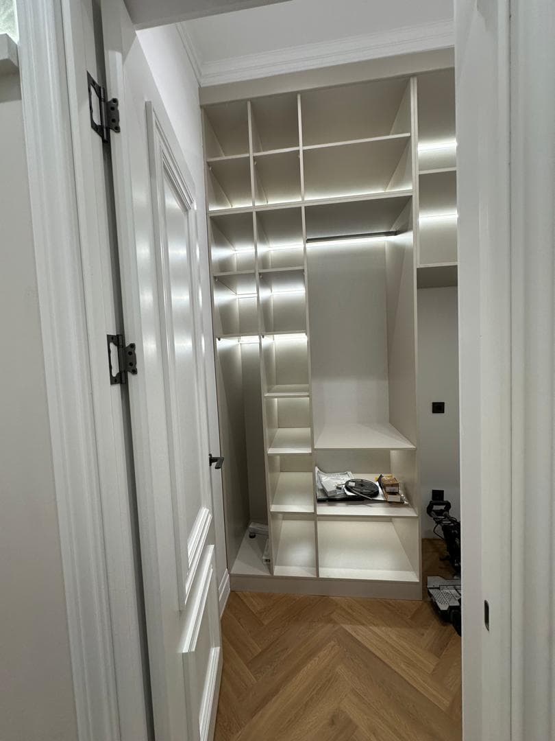 Элитка, 2 ком, 92 м2, этаж 3/13, ж/к Кэмбридж(Cambridge), Сост: Евроремонт - фото 2