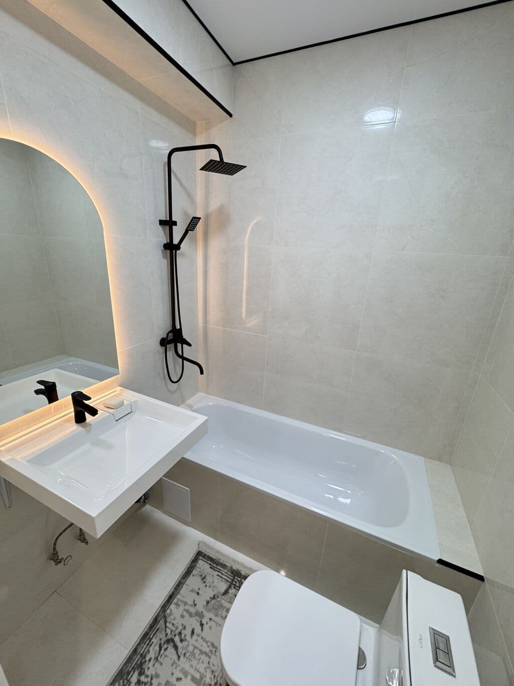 Продажа, Элитка, 1 ком, 42 м2, этаж 7/12, ж/к ЖК Эмель, Сост: Евроремонт - фото 3