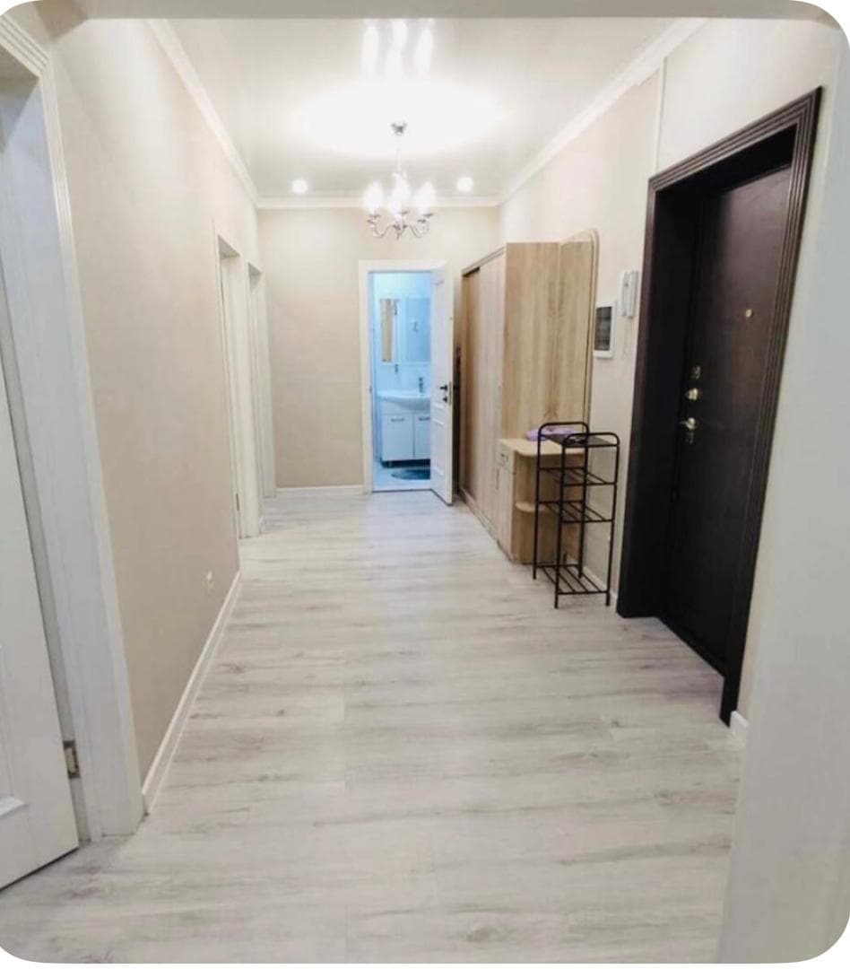 Элитка, 3 ком, 120 м2, этаж 5/9, ж/к Билдинг Энтерпрайз (Building Enterprise), Сост: Евроремонт - фото 1