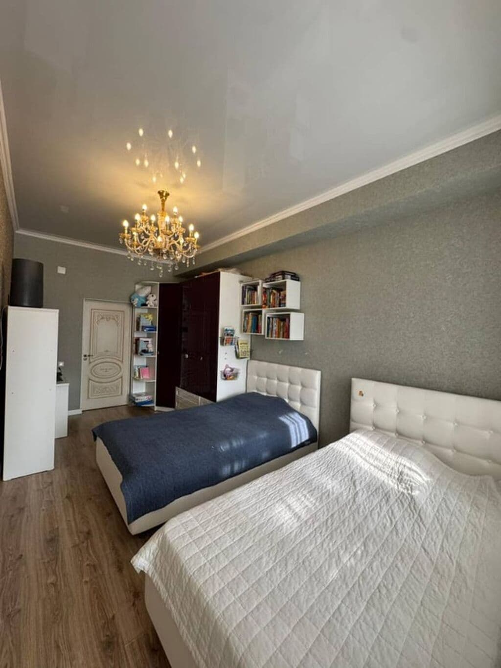 Аренда, Элитка, 3 ком, 127 м2, этаж 8/10, Сост: Евроремонт - фото 1