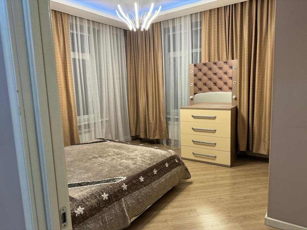 Элитка, 2 ком, 61 м2, этаж 3/10, ж/к Поларис, Сост: Евроремонт - фото 2