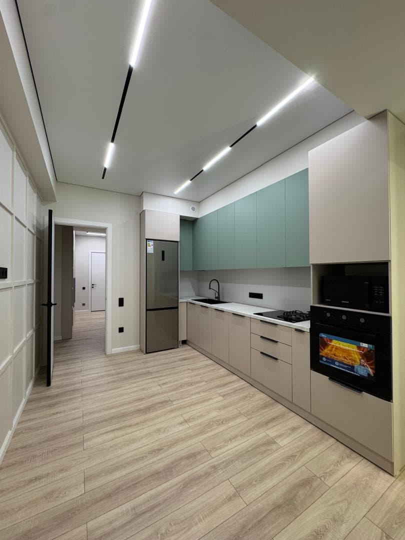 Элитка, 3 ком, 104 м2, этаж 3/14, ж/к Кап Строй Сити (Capstroy City), Сост: Евроремонт - фото 7
