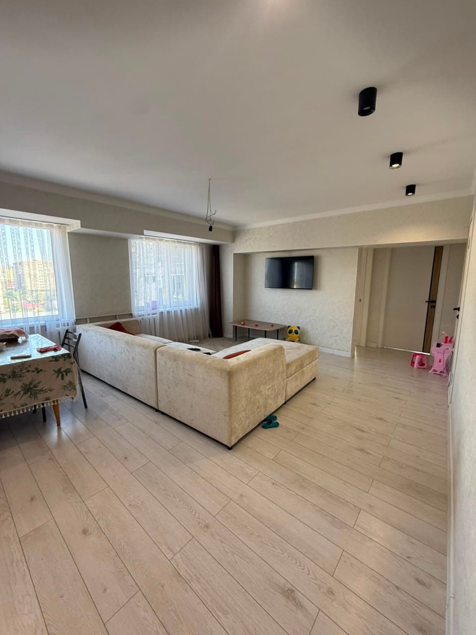 3 ком, Индивидуальный проект, 70 м2, этаж 8/9, Сост: Хорошее - фото 1
