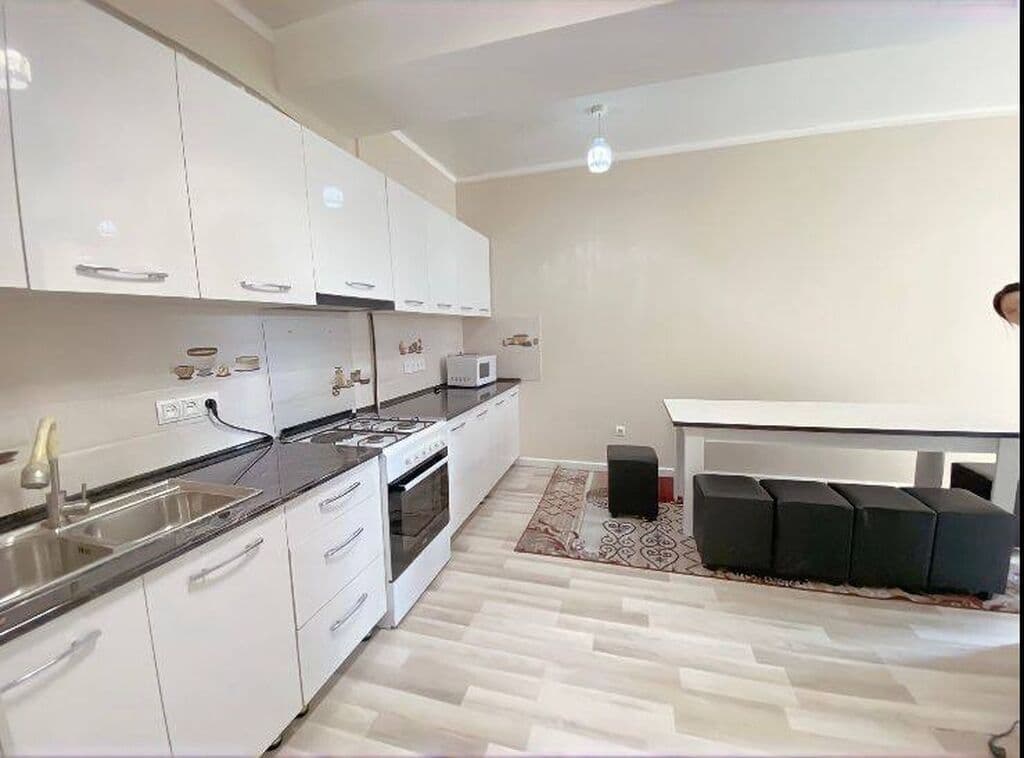 Элитка, 2 ком, 70 м2, этаж 3/10, Сост: Евроремонт - фото 9