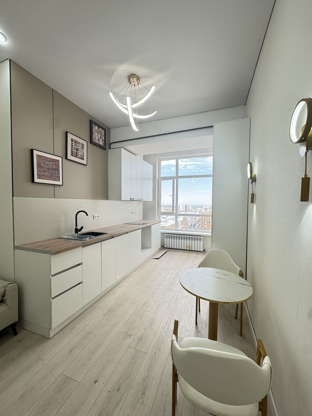 Элитка, 1 ком, 35 м2, этаж 11/14, ж/к Aalam City, Сост: Евроремонт - фото 1