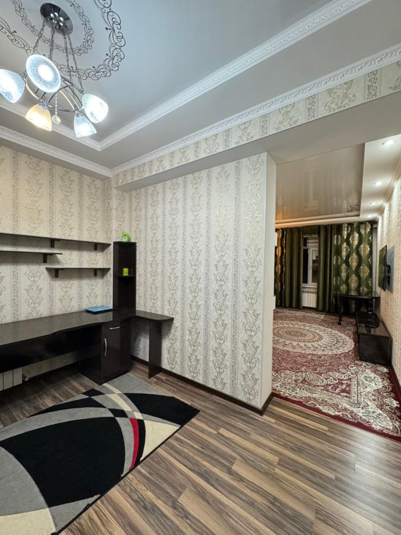 Элитка, 2 ком, 82 м2, этаж 2/10, ж/к Мега Сити, Сост: Евроремонт - фото 15