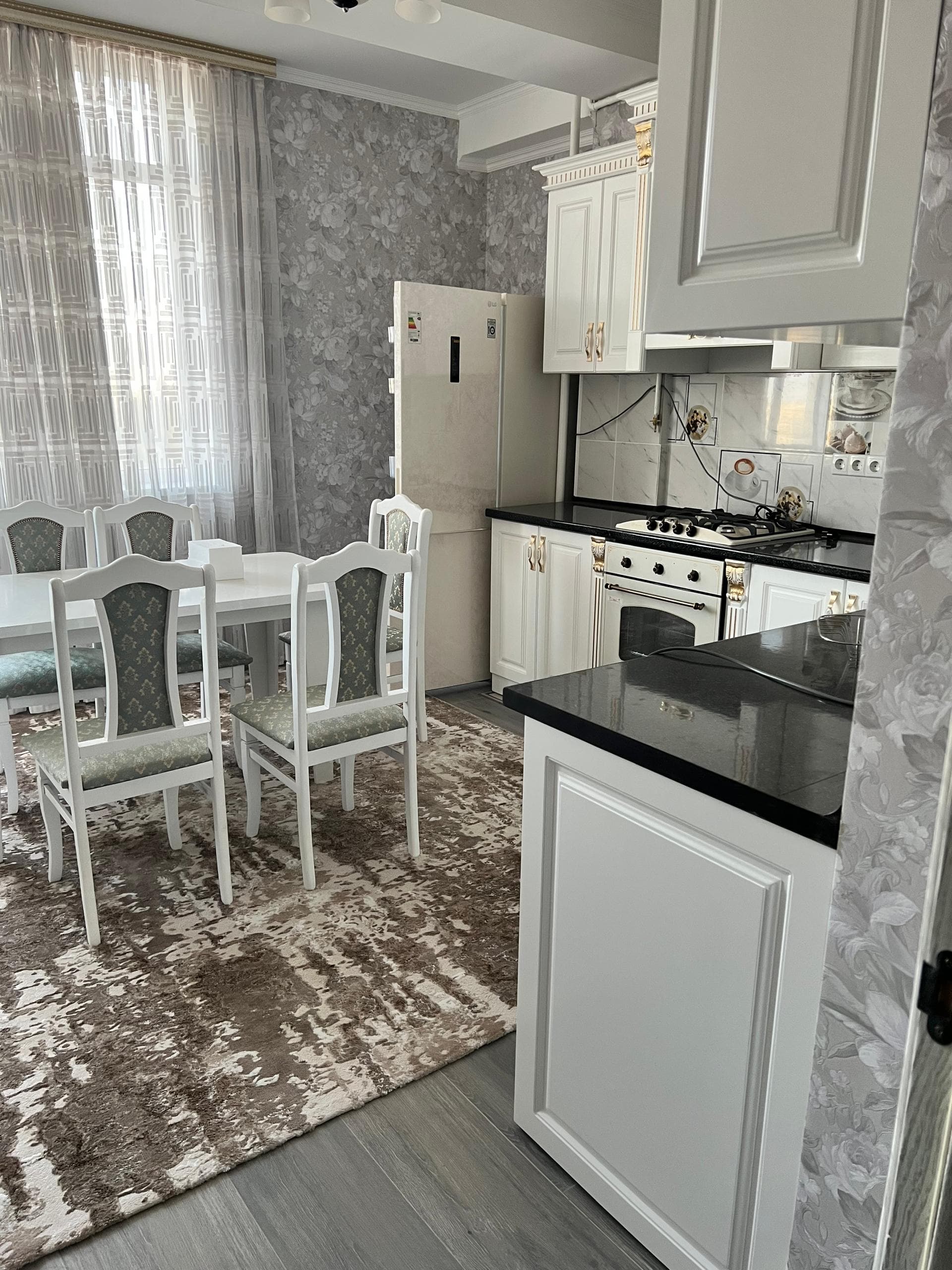 Элитка, 3 ком, 96 м2, этаж 7/10, ж/к Кунгей (Kungey), Сост: Евроремонт - фото 3