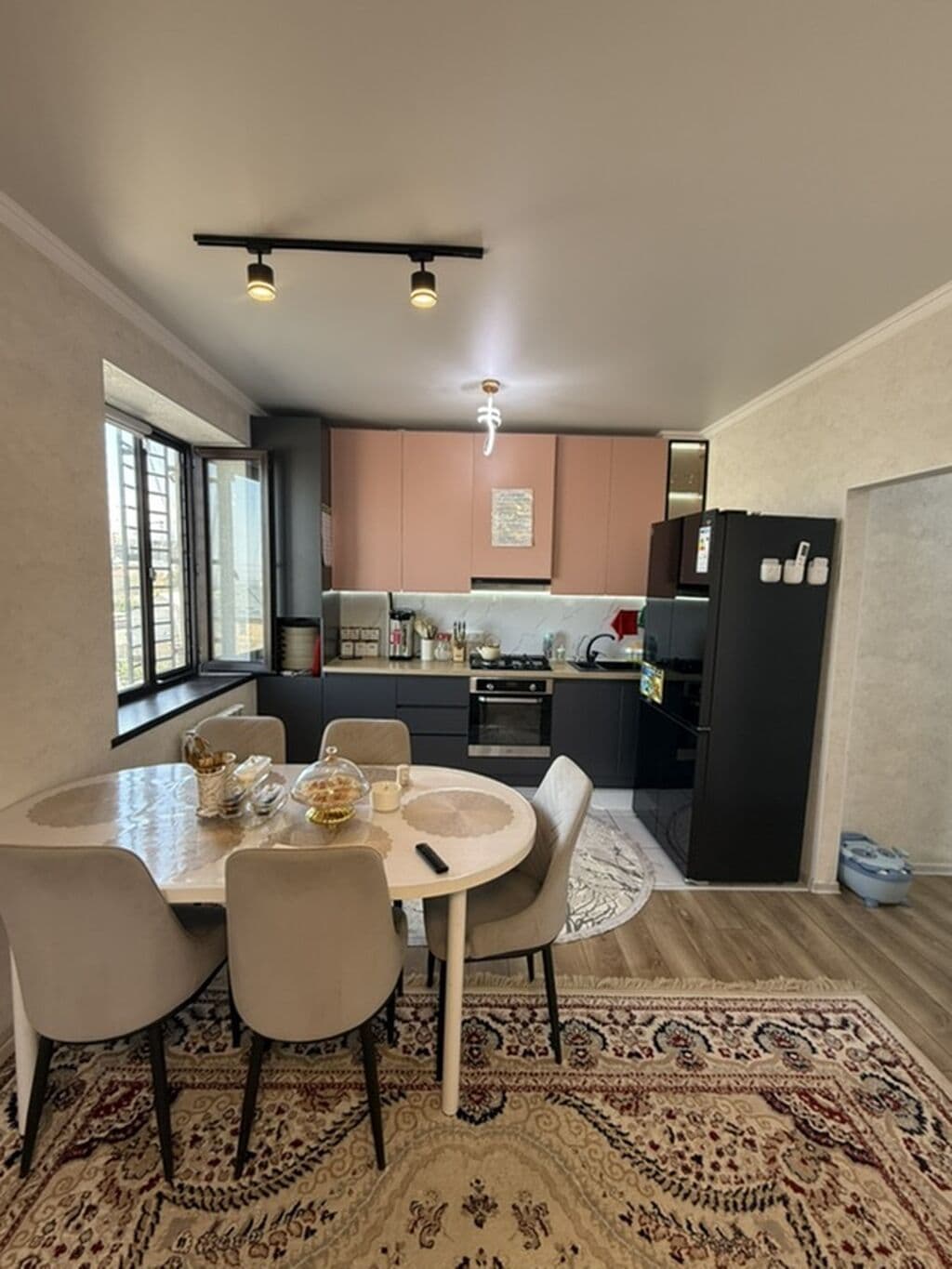 Продажа, Элитка, 2 ком, 44 м2, этаж 4/5, Сост: Евроремонт - фото 2