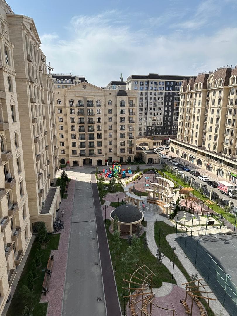 Элитка, 2 ком, 65 м2, этаж 7/8, ж/к Итальянский квартал (Italyanski Kvartal), Сост: Евроремонт - фото 1