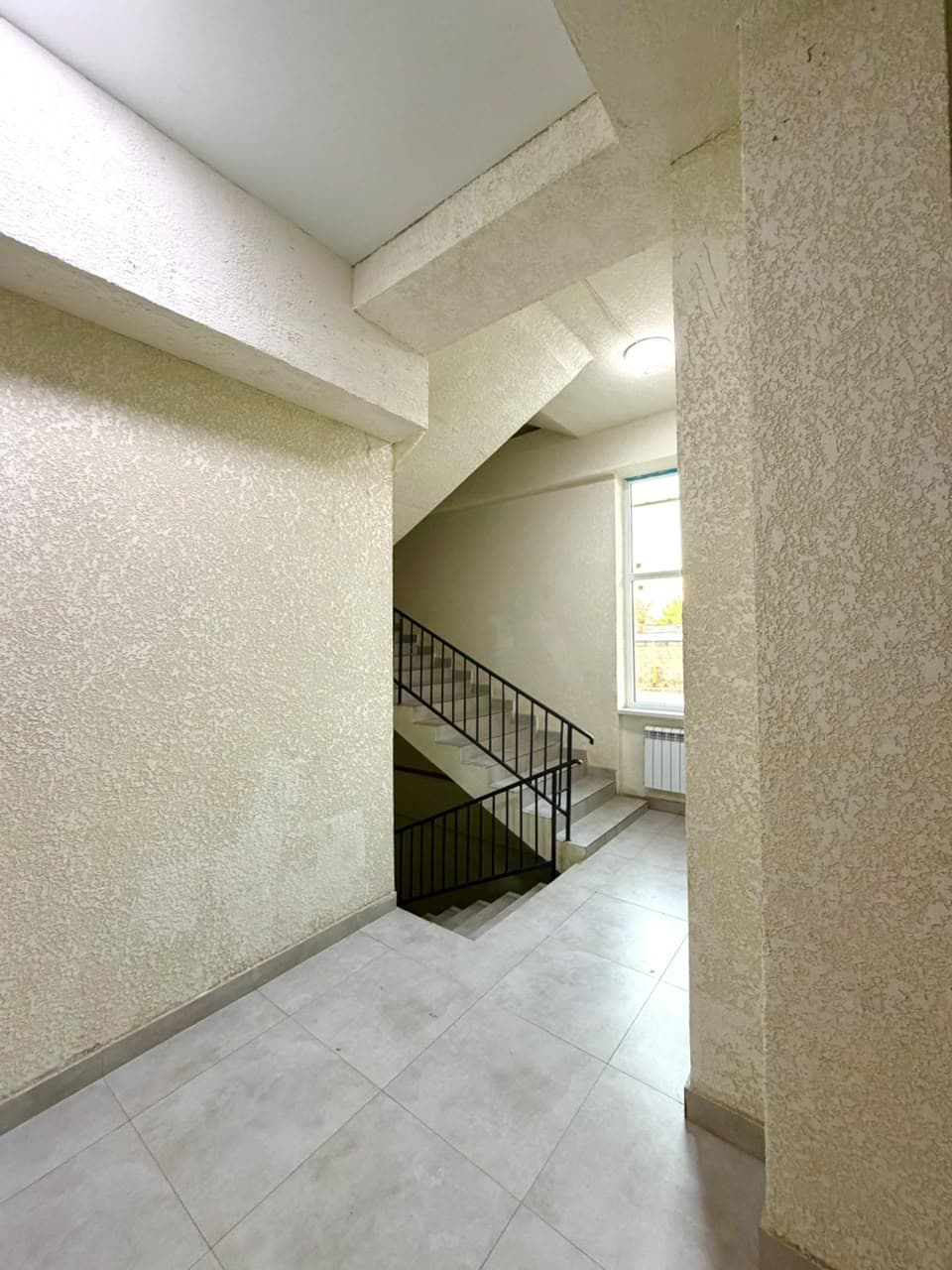 Элитка, 2 ком, 102 м2, этаж 2/9, Сост: Хорошее - фото 11