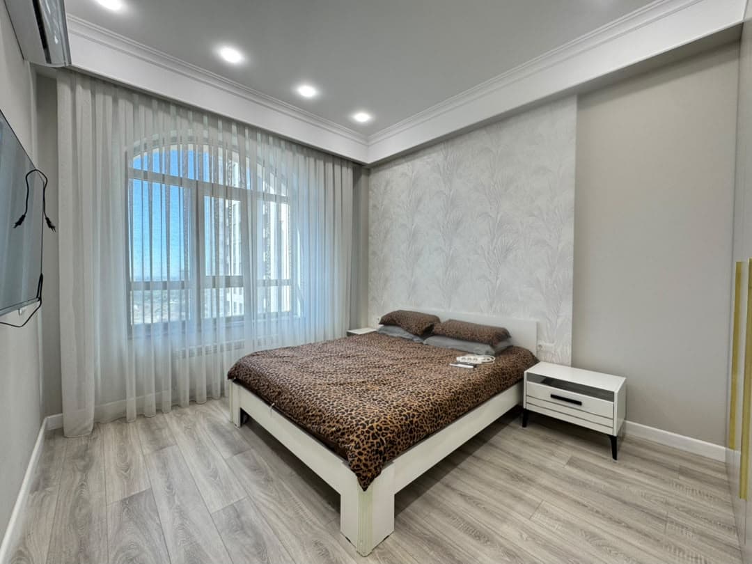 Элитка, 3 ком, 85 м2, этаж 11/16, ж/к Белгравия (Belgravia), Сост: Евроремонт - фото 15