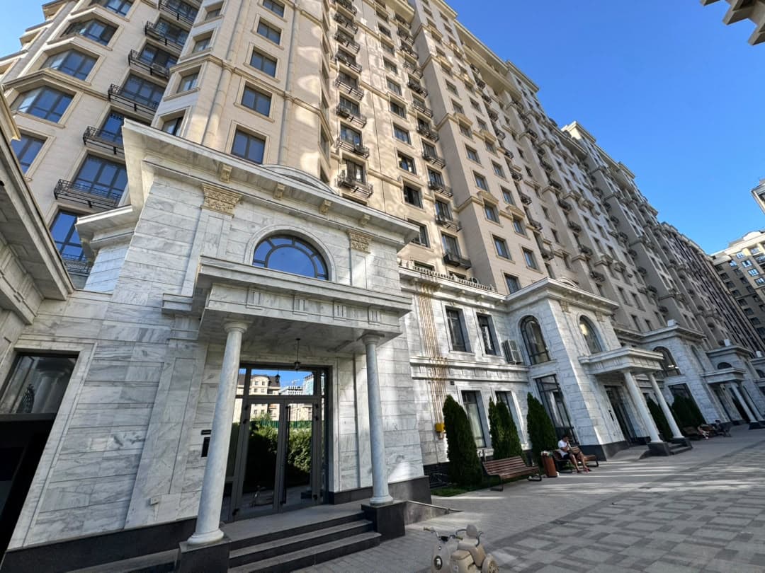 Элитка, 3 ком, 85 м2, этаж 11/16, ж/к Белгравия (Belgravia), Сост: Евроремонт - фото 18